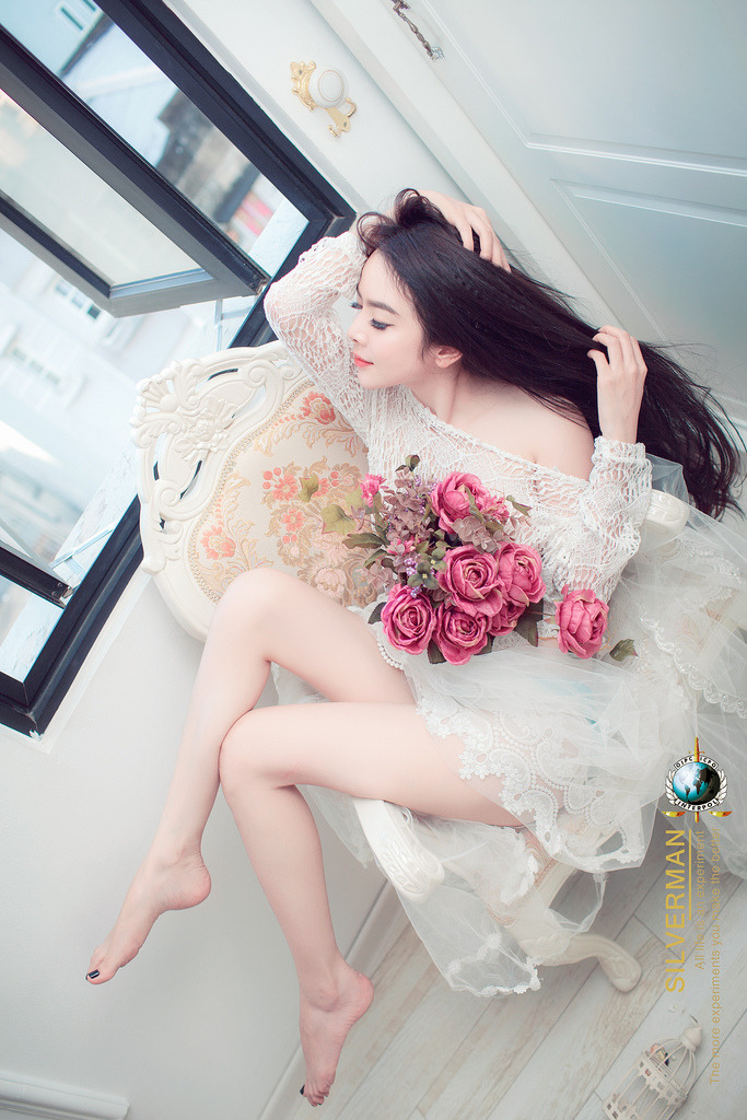 黑人处破女出血免费播放